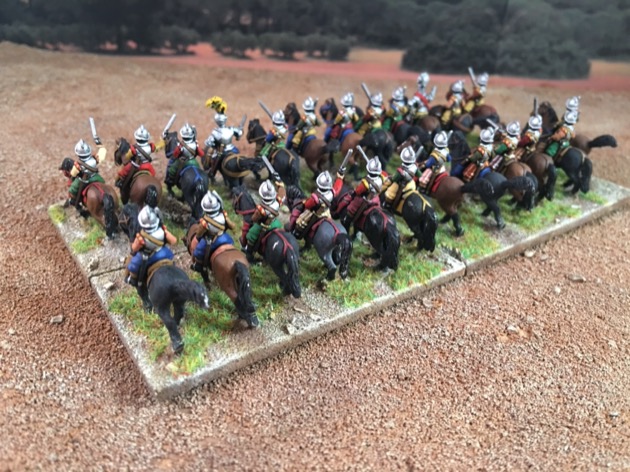 30YW-765 - Spanish - Caballos Corazas